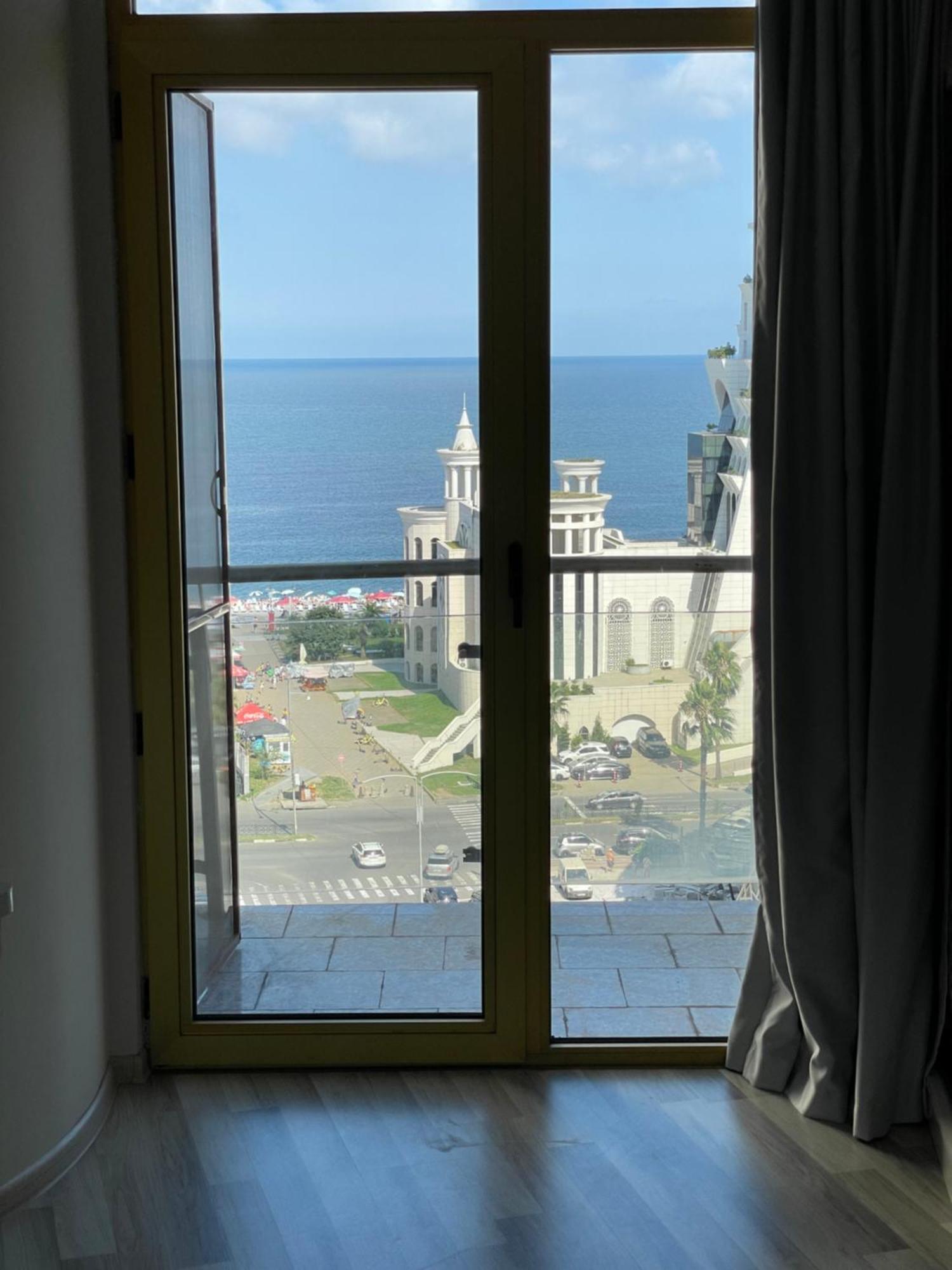 Sea View Apartment Batumi Ngoại thất bức ảnh